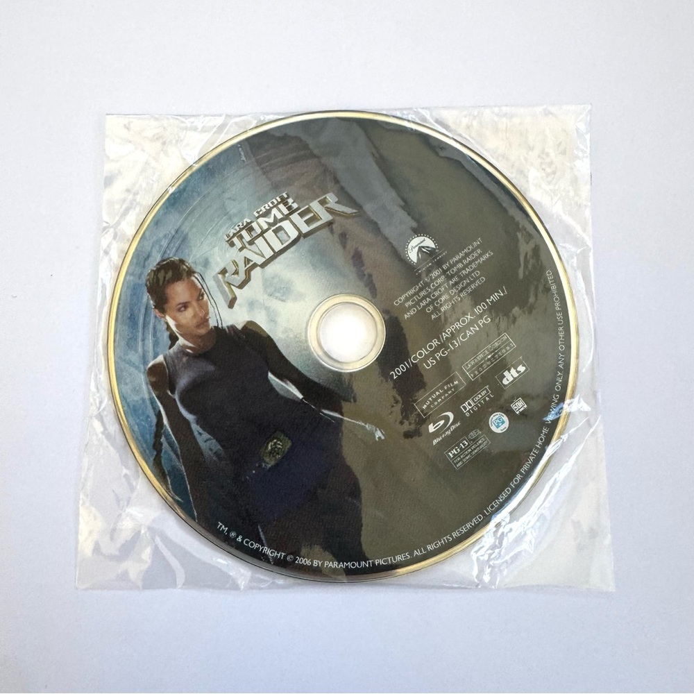 2001 DVD Lara Croft “Tomb Raider.” Blu-ray Disc. Excellent Condition!